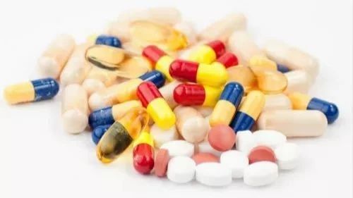 《Cell》子刊：抗生素还能带荧光？新型荧光抗生素让耐药菌无处可逃！