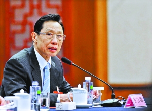 钟南山：大医院应由国家开工资