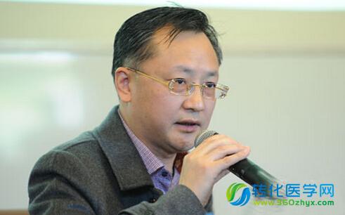 赵本山生病时主治大夫难忍医疗拥挤 毅然辞职